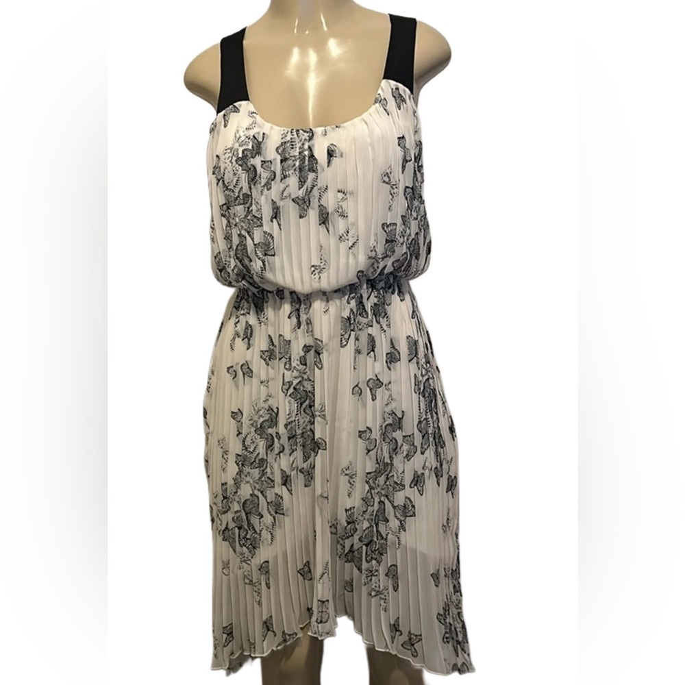 Jessica Simpson Asymmetrical Pleated Dress Size 6